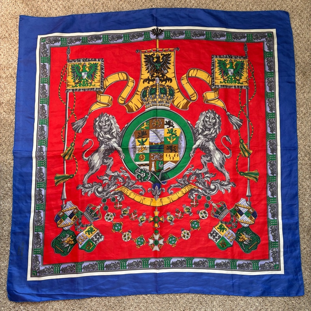Luxury-Inspired Silk Scarf Heraldic Crest Lion Chain Motif